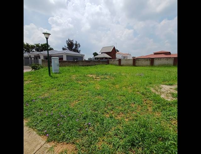 534M² VACANT LAND FOR SALE IN RISIVILLE